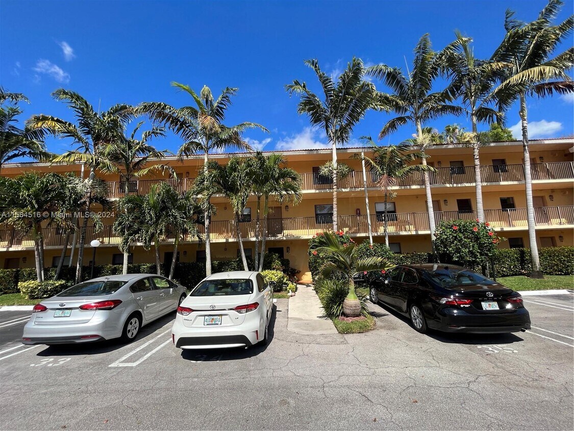 Primary Photo - 11441 NW 39th Ct