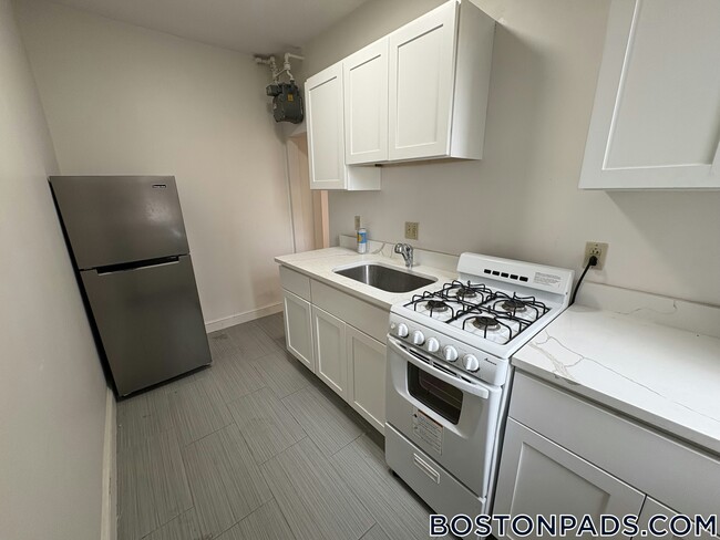 Foto del edificio - 11 Scottfield Rd