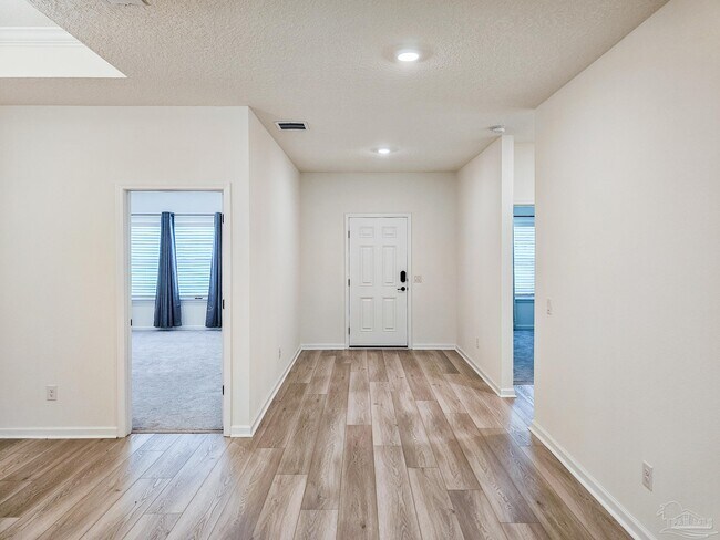 Foto del edificio - 4149 Upper Walk Ln