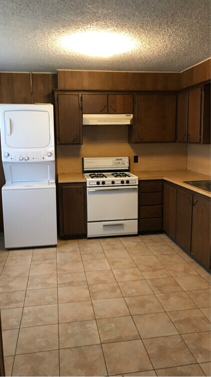 Foto del edificio - 101 N Husband St