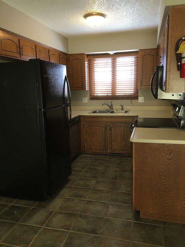 Foto del edificio - 1843 Hollywood Ct