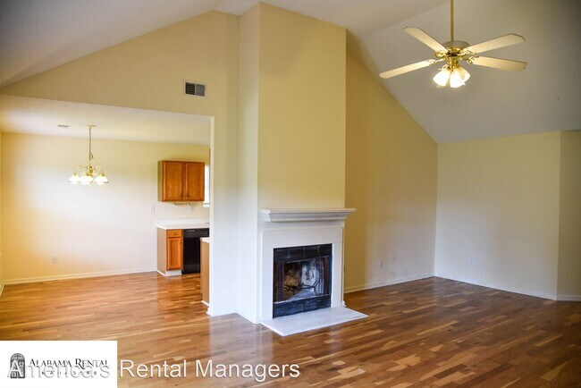 Foto del edificio - 3 br, 2 bath House - 5685 Jan Way