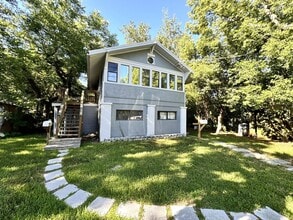Building Photo - 2611 Green St