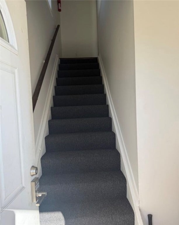 Foto del edificio - 639 Phillips Rd