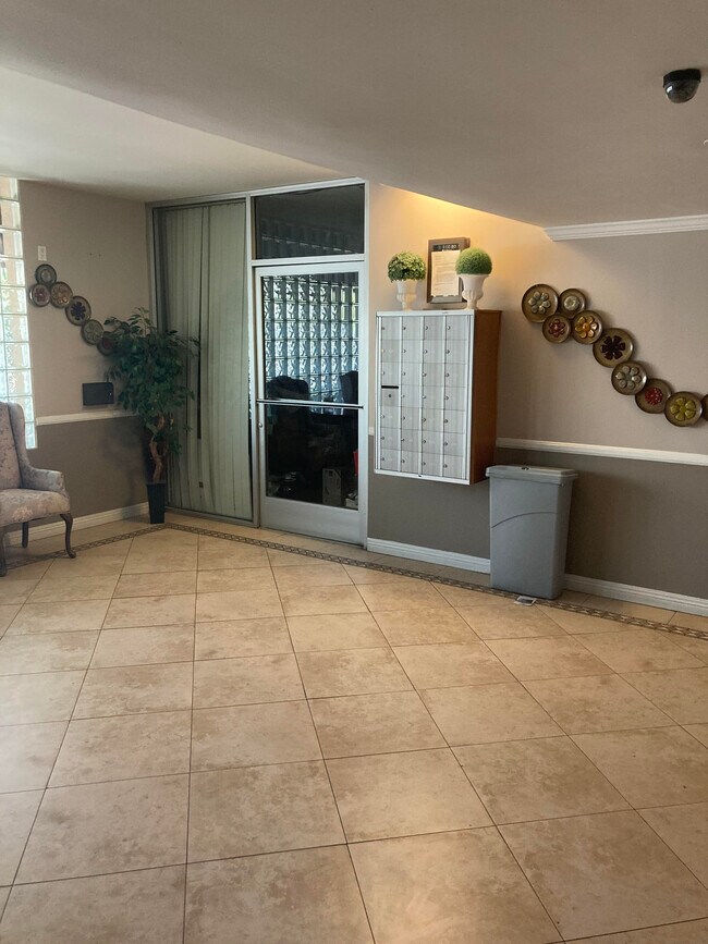 Foto del edificio - 11252 Peach Grove St