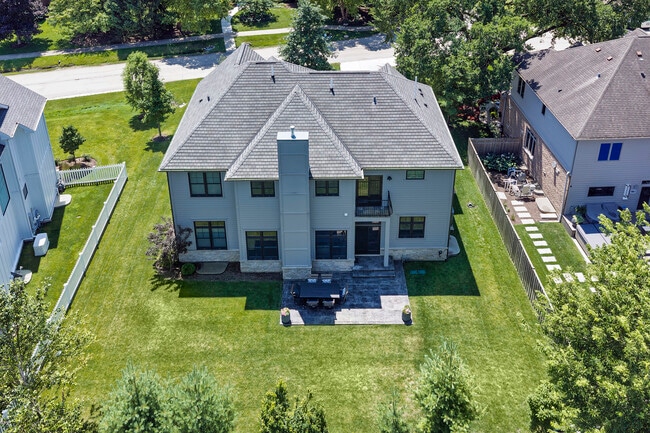 Building Photo - 2204 Dehne Rd