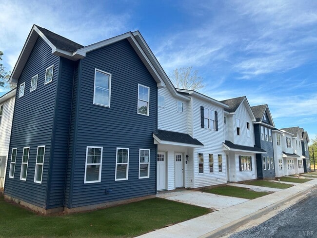 Photo - 110 Aaron Pl Townhome