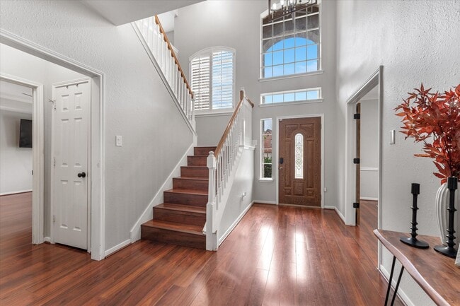 Building Photo - 4318 Raintree Ct