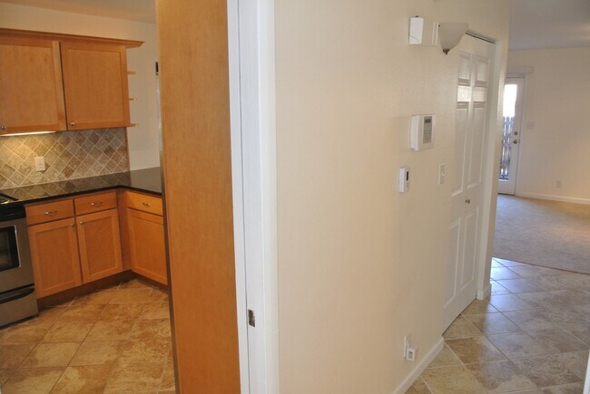 Foto del edificio - Amazing 3 bedroom /3.5 bath townhome in S....