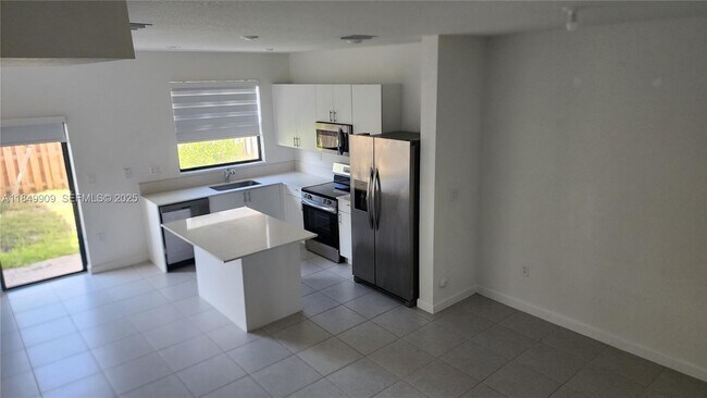 Foto del edificio - 12897 SW 234th St