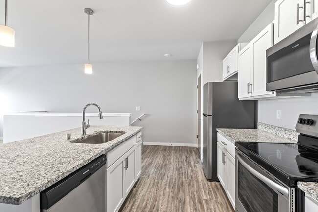 Interior Photo - Rock Pointe Village I LLC
