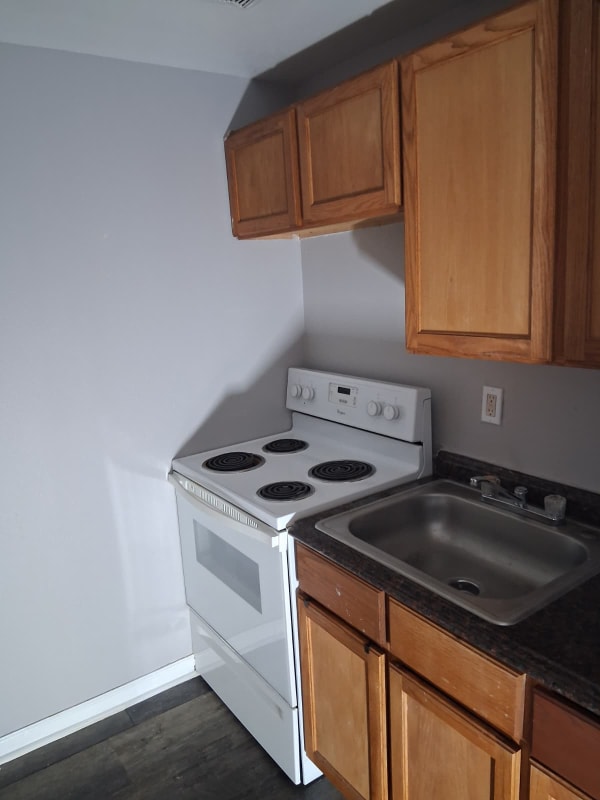 Photo - 13540 Superior Rd Apartment