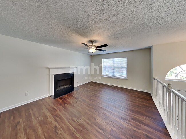 Building Photo - 945 Augusta Woods Drive