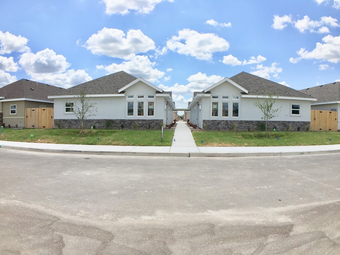 417 Newport Ave Unit 2, Edinburg, TX 78539 Apartments in Edinburg, TX