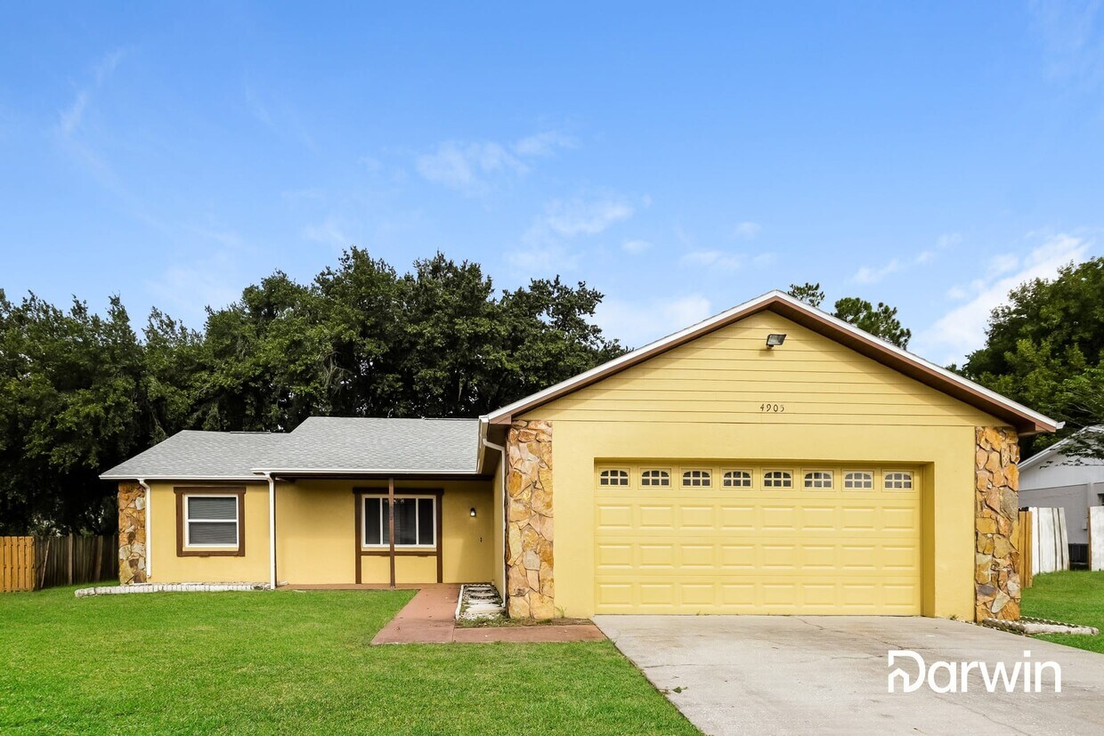 Foto principal - 4905 Gulfstream Pl