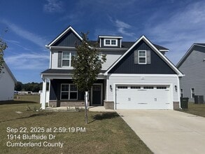 Building Photo - 1914 Bluffside Dr