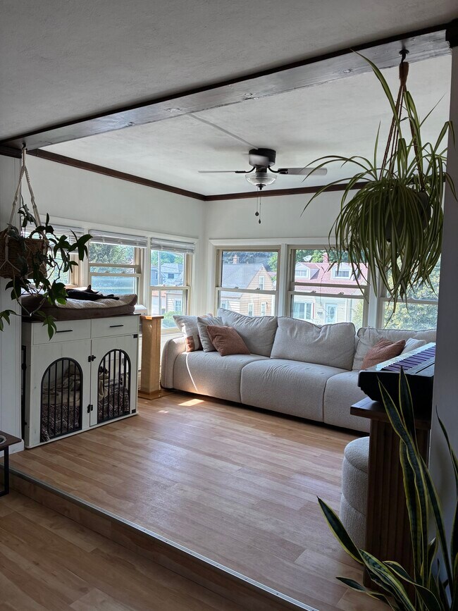 Terraza acristalada - 8903 W Orchard St