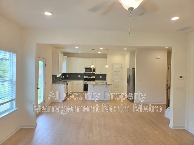 Foto del edificio - 142 Hadley Wy