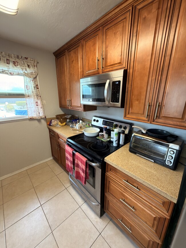 Building Photo - 2778 Mimika Pl