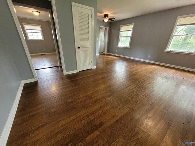 Foto del edificio - 4611 Daugette Dr NW
