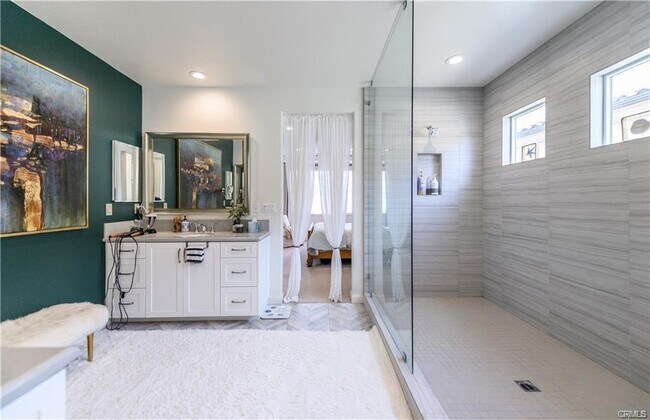 Building Photo - 328 Pinnacle Drive, Lake Forest, CA 92630 ...