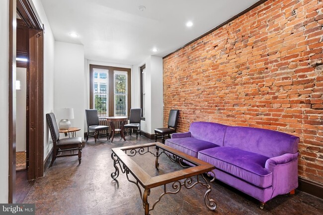 Foto del edificio - 635 K St NE