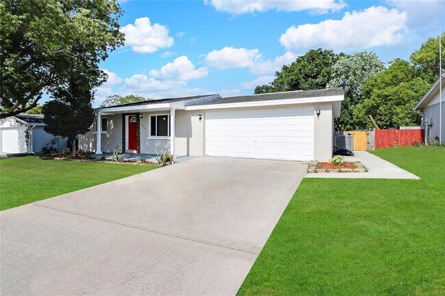 Foto del edificio - 9236 Rainbow Ln