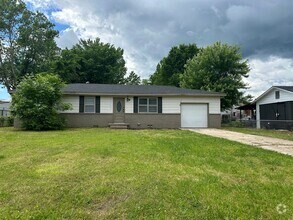 Building Photo - 1747 Pleasant Valley Pl