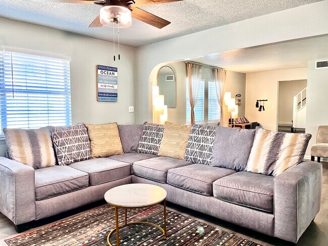 Foto del edificio - 2775 Bayview Way