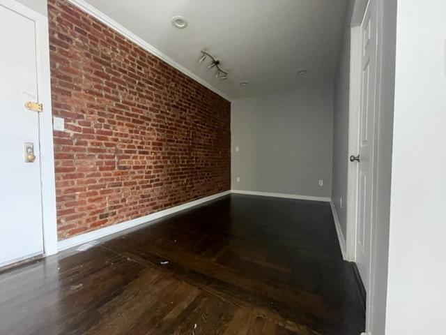 Foto del edificio - 2 bedroom in Bronx NY 10468