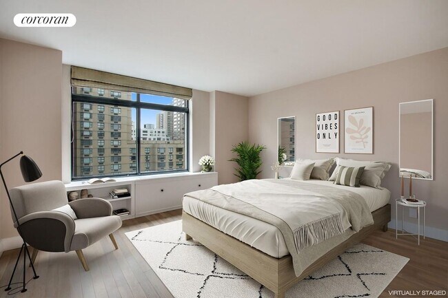Foto del edificio - 1292-1300 1st Ave