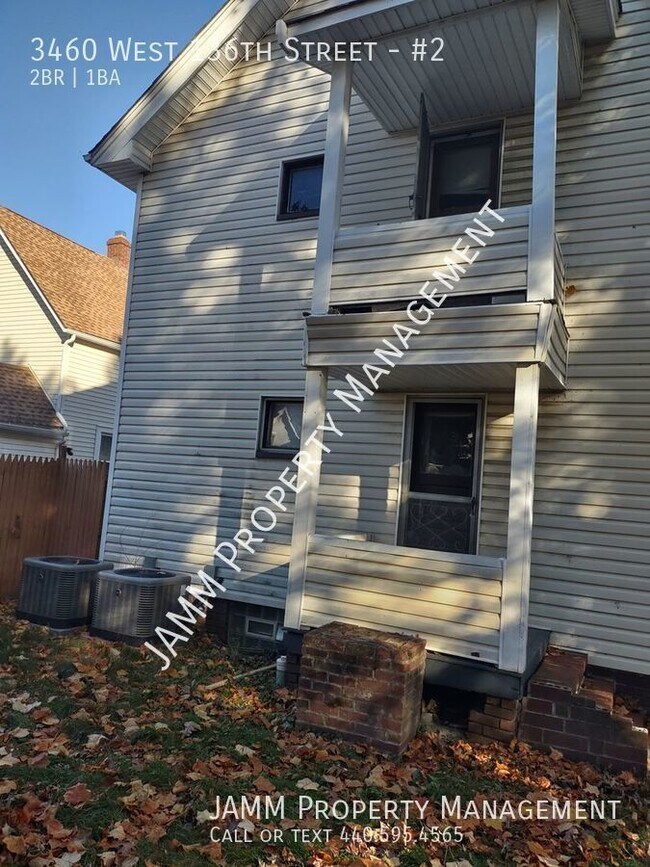Foto del edificio - 2-Bedroom Upper unit of Duplex in Cleveland!