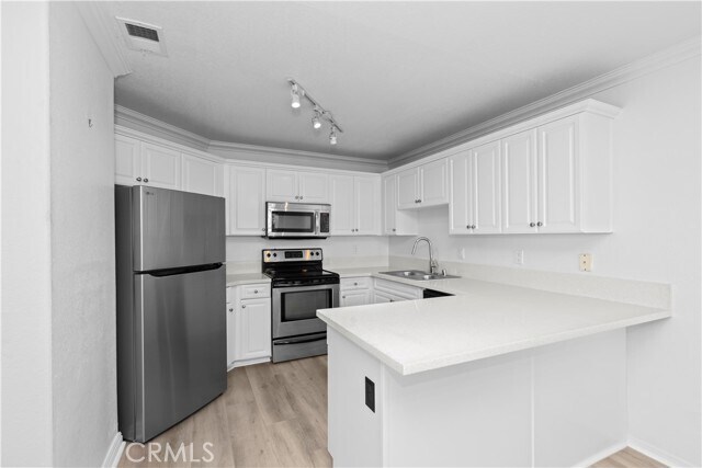 Building Photo - 3545 Paseo De Francisco