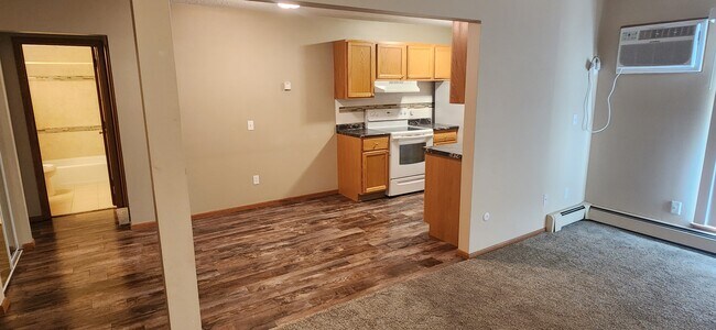 Foto del edificio - 358 Elton Hills Dr NW