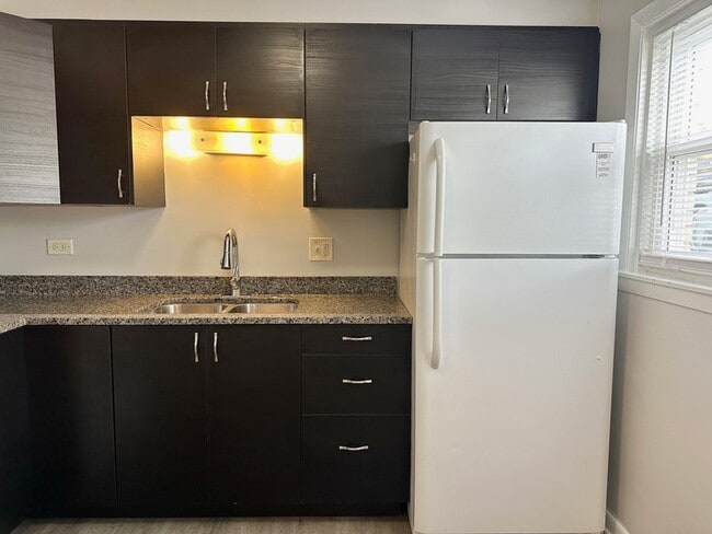 Foto del edificio - 9709 W Lorraine Dr