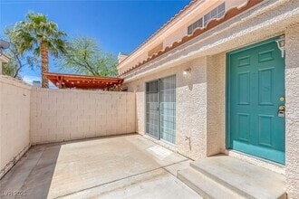 Building Photo - 8027 Teresita Ave