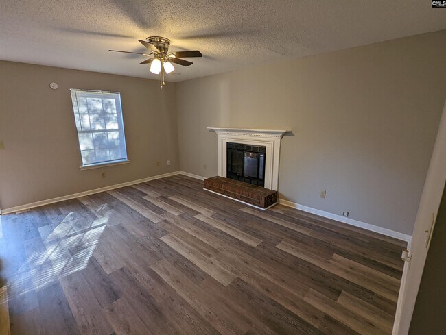 Foto del edificio - 1 Allison Ct