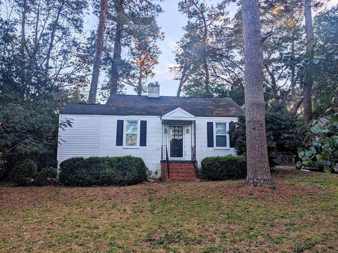 GREAT NEIGHBORHOOD AND LOCATION!! - 1021 Redbird Rd