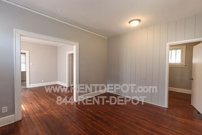 Foto del edificio - 501 Maxwell Ave