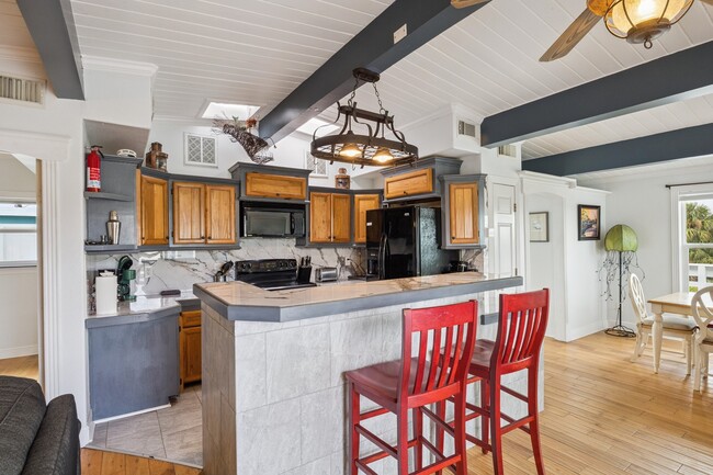 Building Photo - 3919 Panola Dr