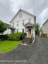 Building Photo - 2028 Margaret Ave