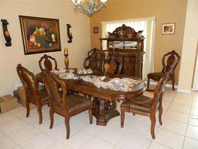 Foto del edificio - 19301 NW 10th St