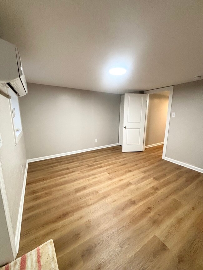 Photo - 626 Middle St Apartment