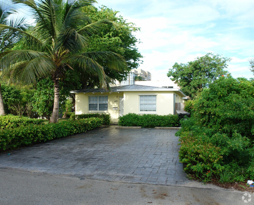 Foto principal - 501 NE 1st Ave
