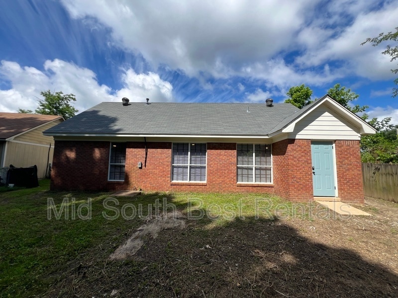 Photo - 4642 Pembine Dr