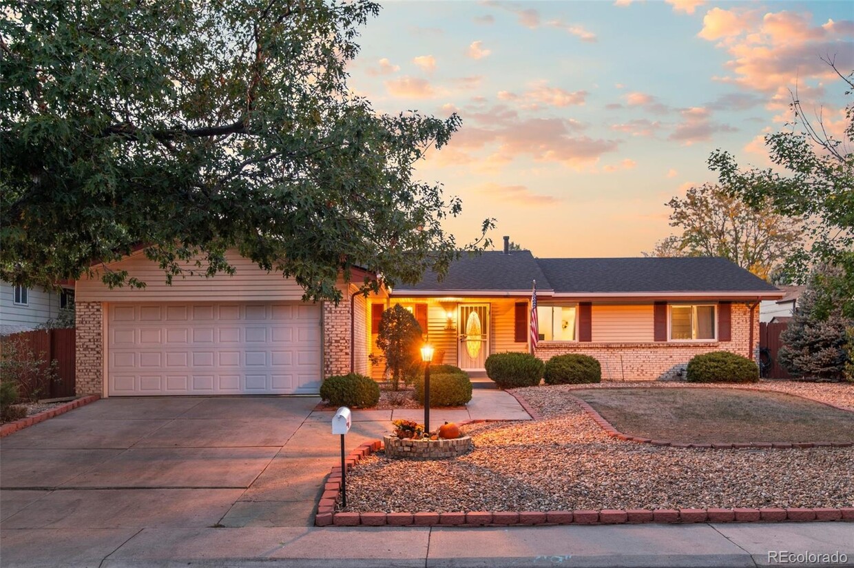 Foto principal - 12211 E Arkansas Pl