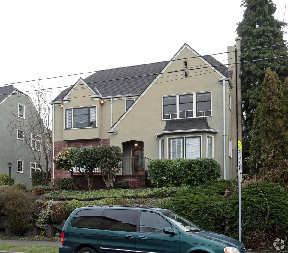 Primary Photo - The Alden Apartments
