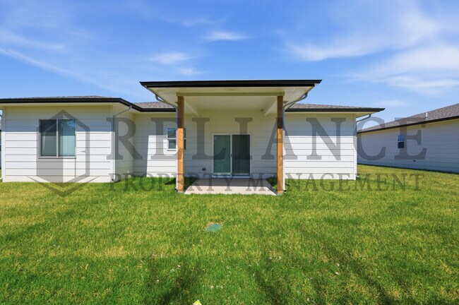 Foto del edificio - 725 Elmwood St