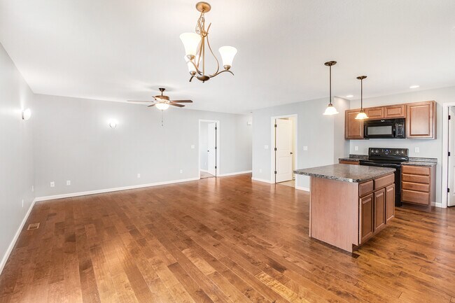 Building Photo - 1402 Sand Dollar Dr