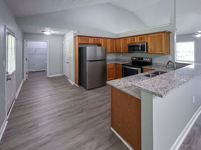 Foto del edificio - 242 Bridgeport Ln